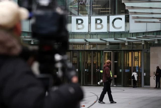 BBC будет защищаться от иска Трампа о клевете