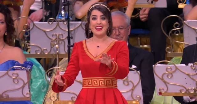 André Rieu presenta villancicos griegos de Navidad