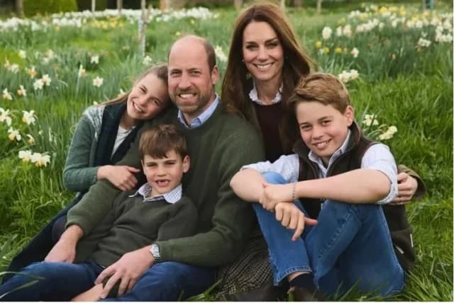 Kate Middleton und Prinz William: Weihnachtskarte mit ihren Kindern