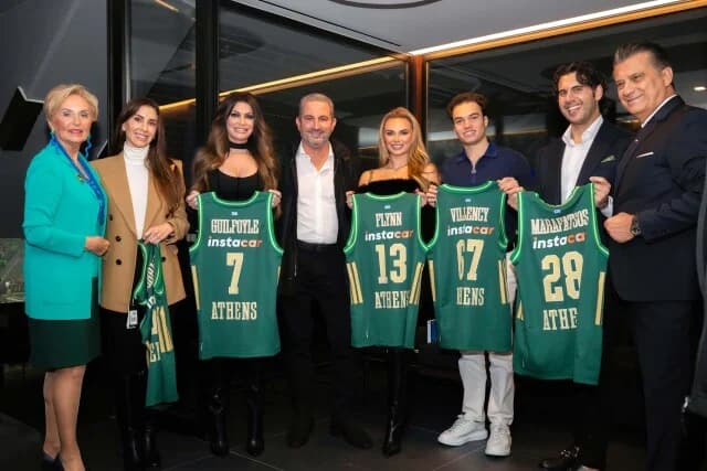 Kimberly Guilfoyle en el partido Panathinaikos-Hapoel