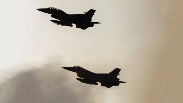 Enfrentamiento de aviones de combate griegos y turcos en el Egeo
