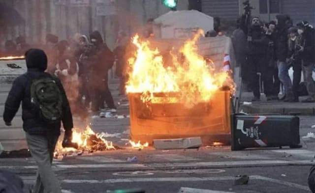 意大利：都灵抗议活动爆发冲突，多人受伤