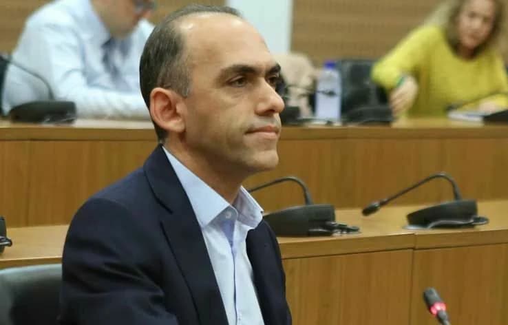 סוף עידן: 16 חברי פרלמנט פורשים בקפריסין