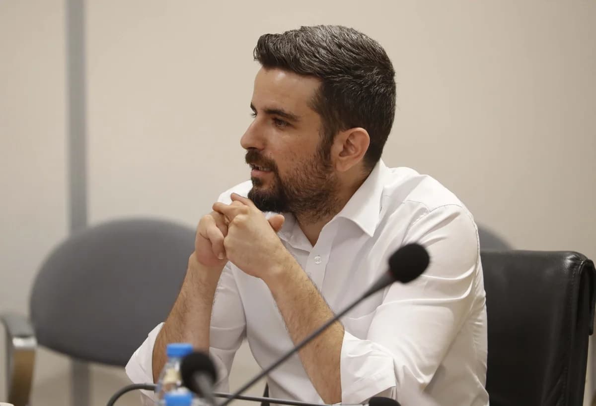 X. Christofias: Debates presupuestarios como villancicos