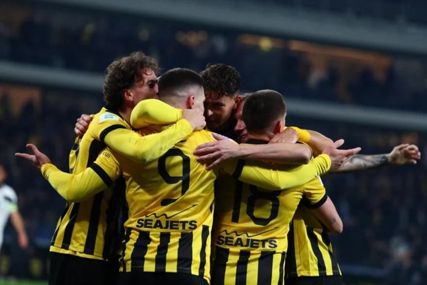 ΑΕΚ - ΟΦΗ 2-1: Ανατροπή και κορυφή για την ΑΕΚ