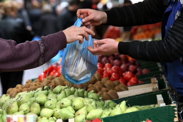 Horario Festivo de los Mercados Callejeros