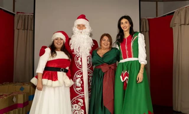 La Fundación Andrey & Julia Dashin difunde alegría navideña en Limassol