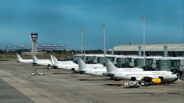Αναγκαστική προσγείωση Airbus A320 της Vueling στη Γαλλία