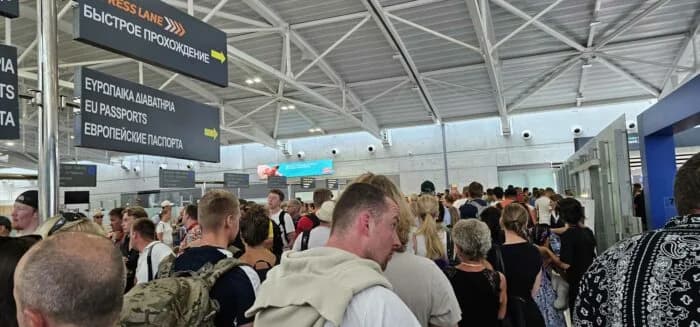 Αυξημένη κίνηση στα αεροδρόμια Κύπρου κατά την εορταστική περίοδο