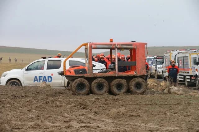 Accidente aéreo en Ankara: Miembros de la tripulación franceses entre los fallecidos