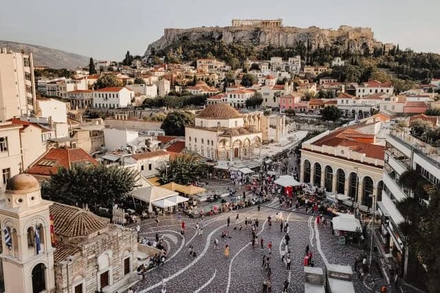 Αύξηση 32% στα Airbnb της Αθήνας ενόψει Πρωτοχρονιάς