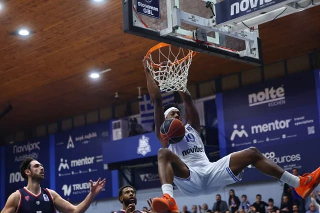 Iraklis vs Panionios 80-66: Fiesta blanquiazul en Ivanofeio