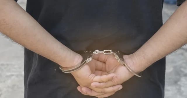 Samos: Detenido un hombre de 47 años por estafas superiores a 440.000 euros