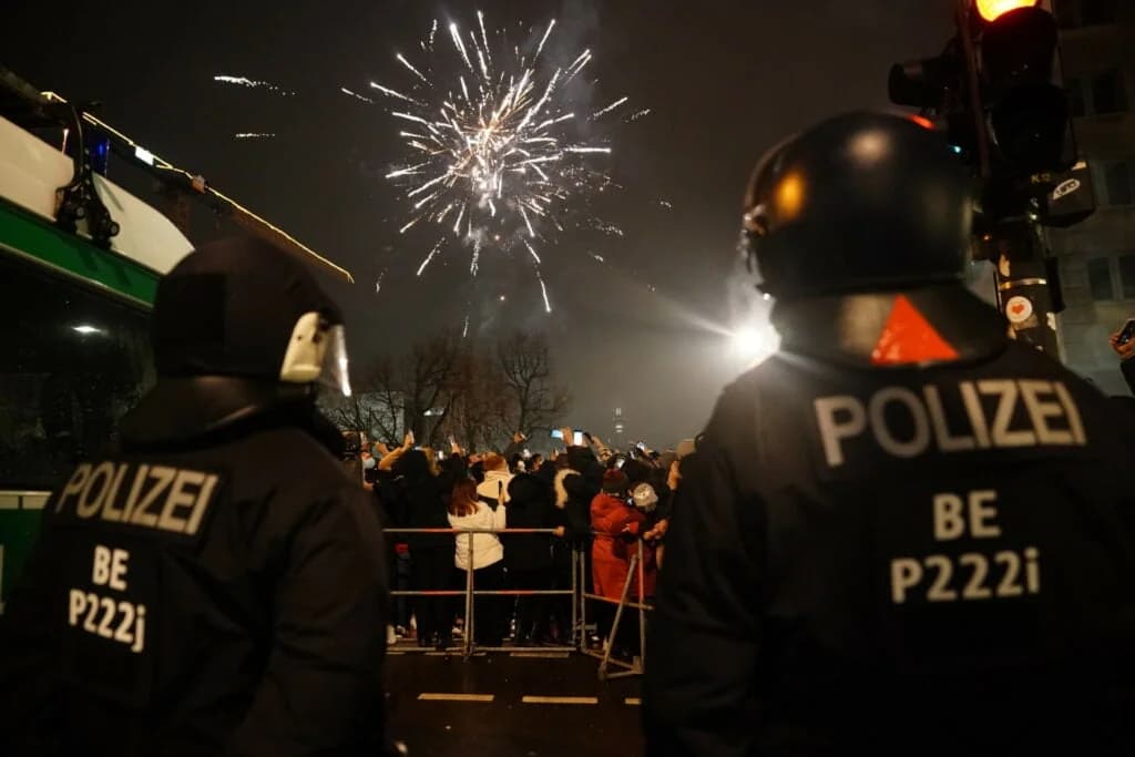 Zwei 18-Jährige sterben in Deutschland durch Feuerwerksunfälle