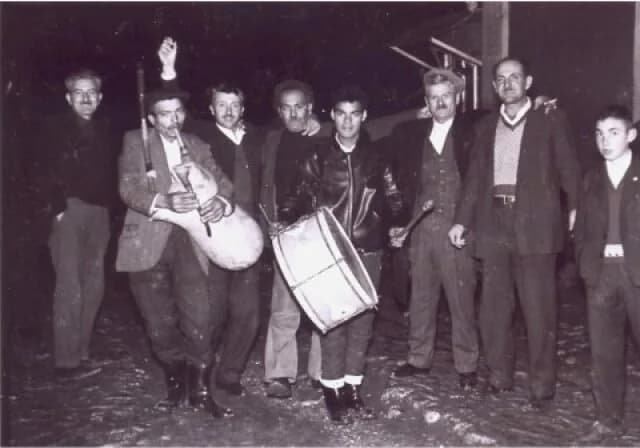 Αρχαϊκά έθιμα Δωδεκαημέρου ζωντανεύουν στη Δυτική Μακεδονία