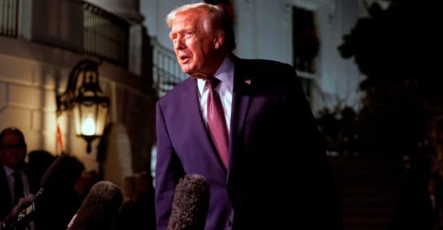 Трамп откладывает повышение тарифов на импортную мебель