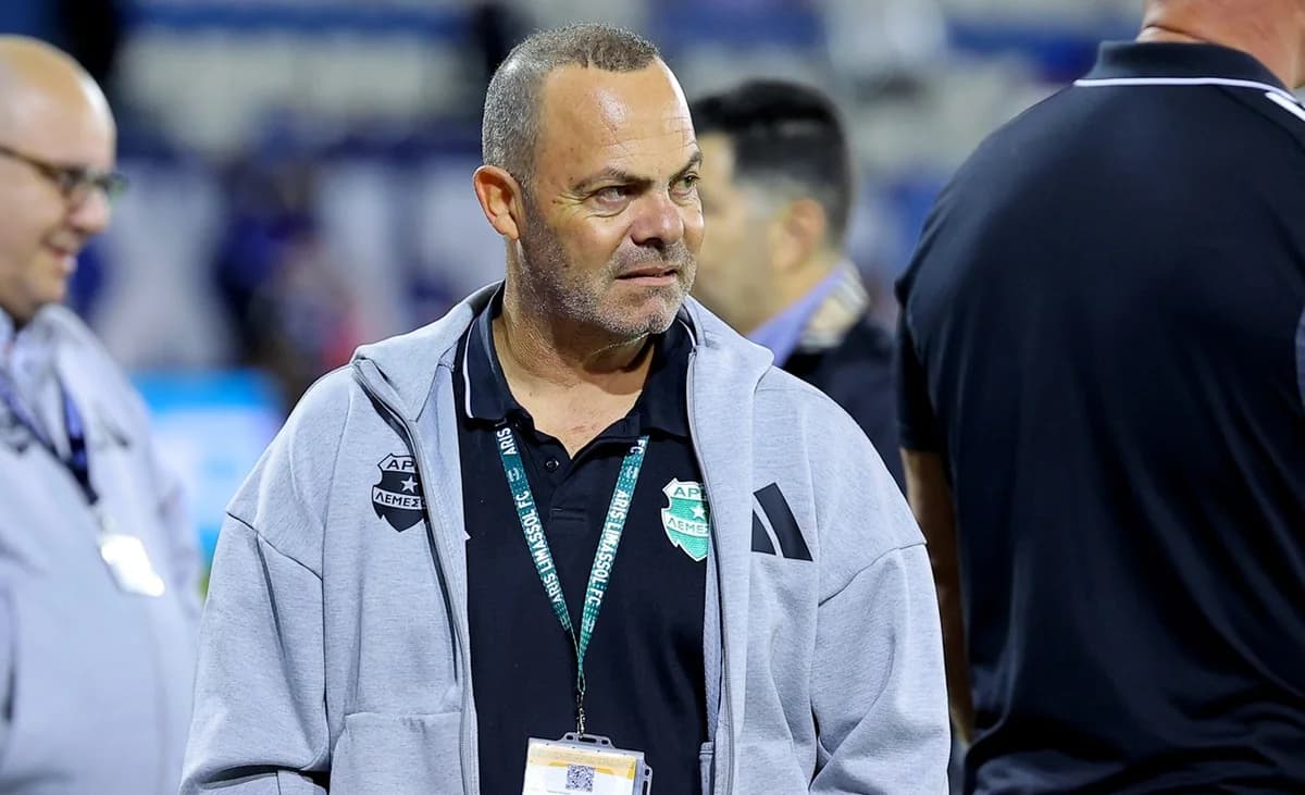 Papadopoulos: "Podríamos agotar el límite de cuatro transferencias"