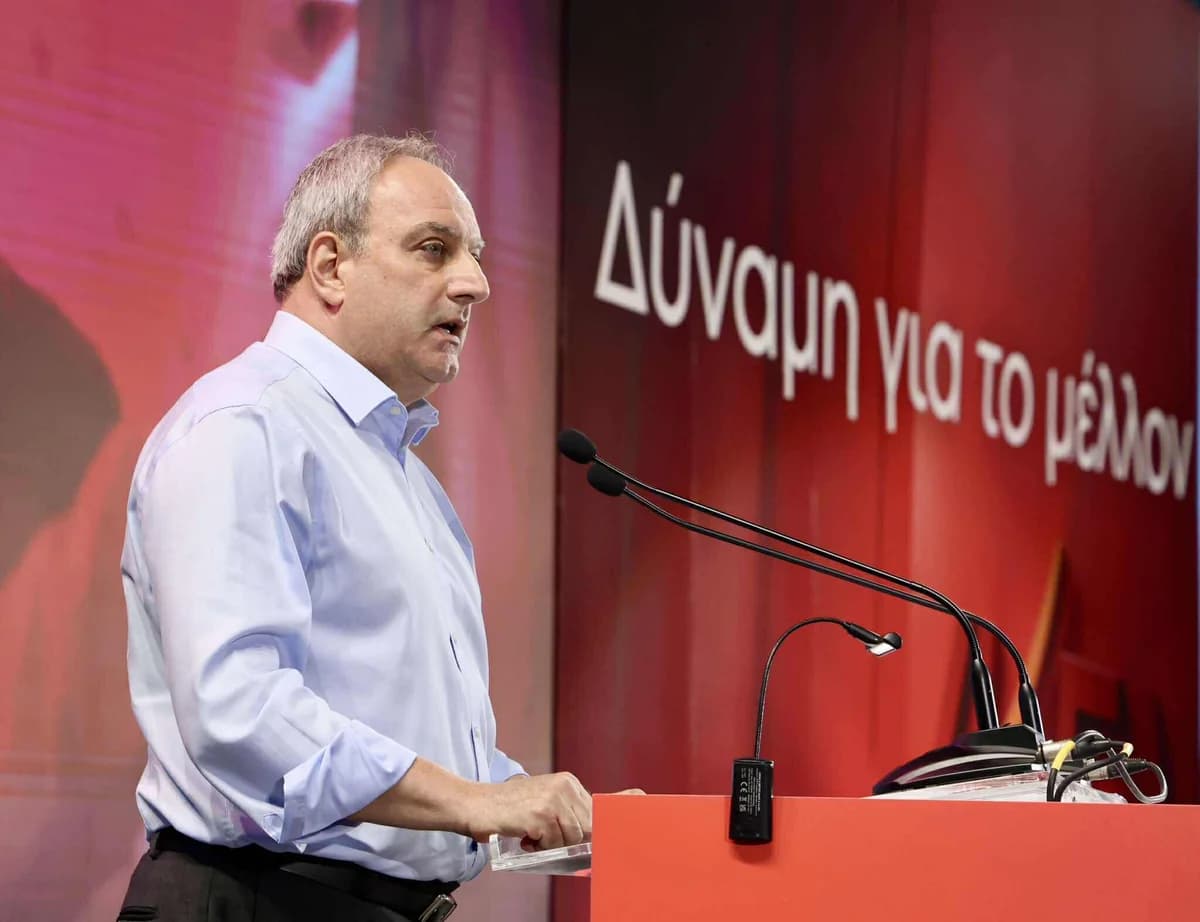 Stefanos Stefanou zum Generalsekretär von AKEL wiedergewählt