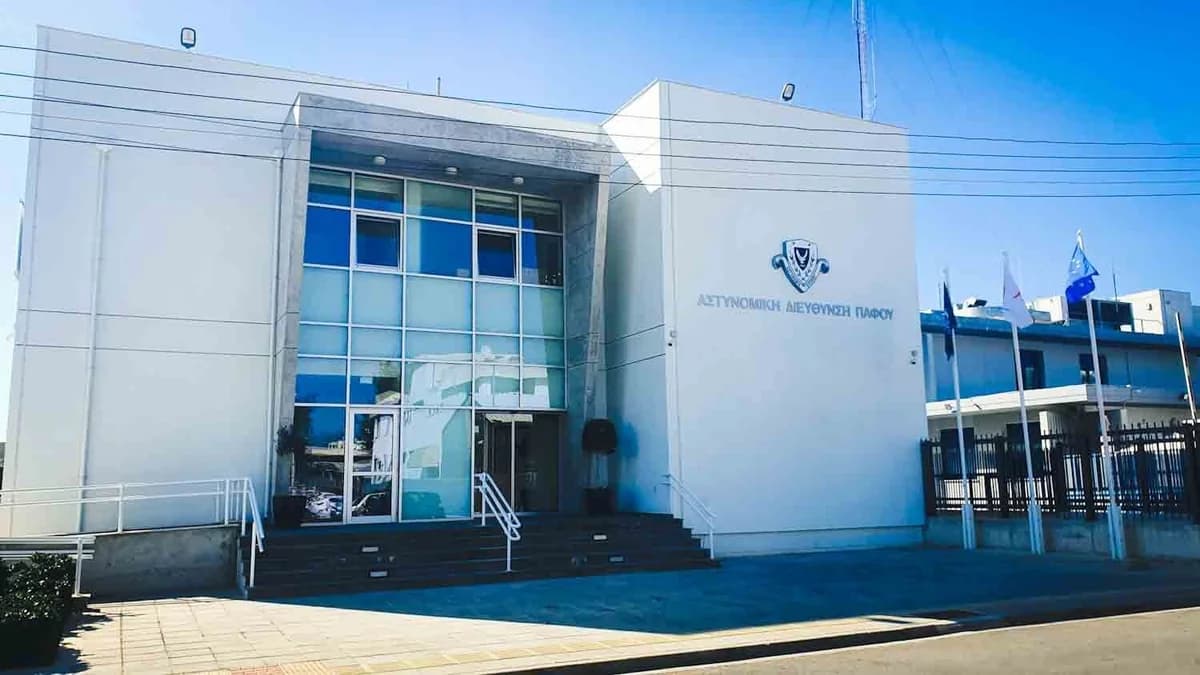 Πάφος: Εμπρησμός σε οχήματα 62χρονου – Έρευνες για δράστες