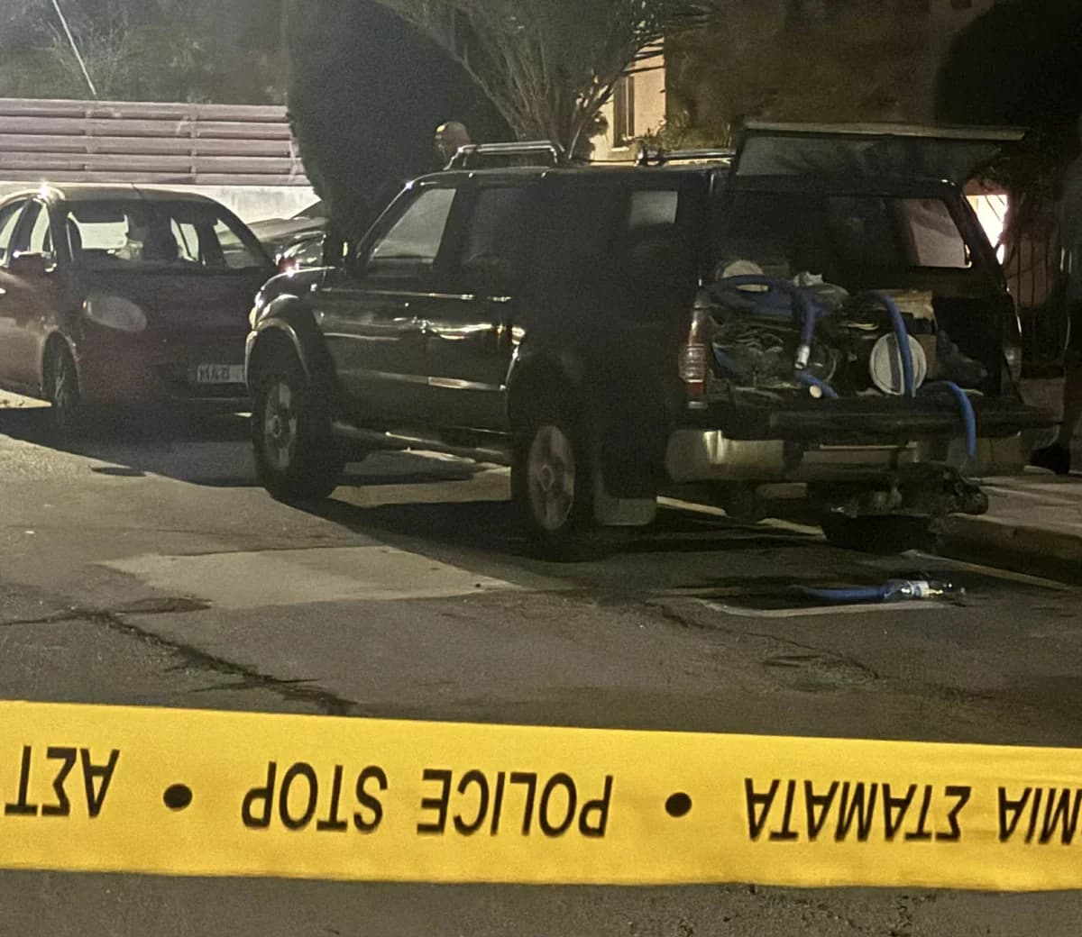 Pafos: Hombre Intenta Incendiar su Coche por Disputa con Mecánico