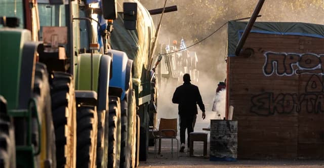 Πανελλαδική σύσκεψη αγροτών στα Μάλγαρα: Αποφάσεις για κινητοποιήσεις