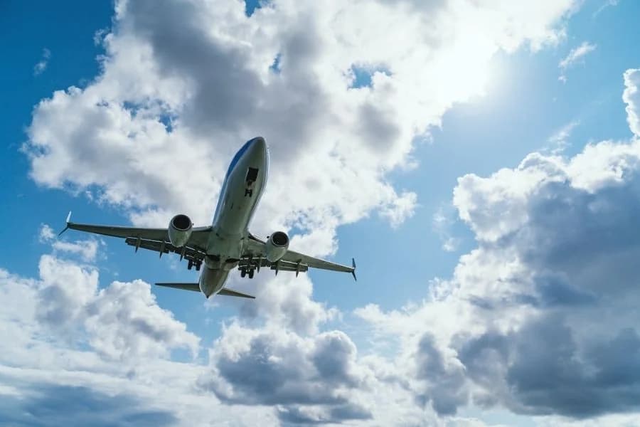 塞浦路斯航班受空域关闭影响 – 超过500名乘客
