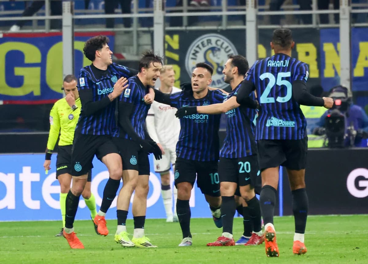El Inter de Milán vence 3-1 al Bolonia