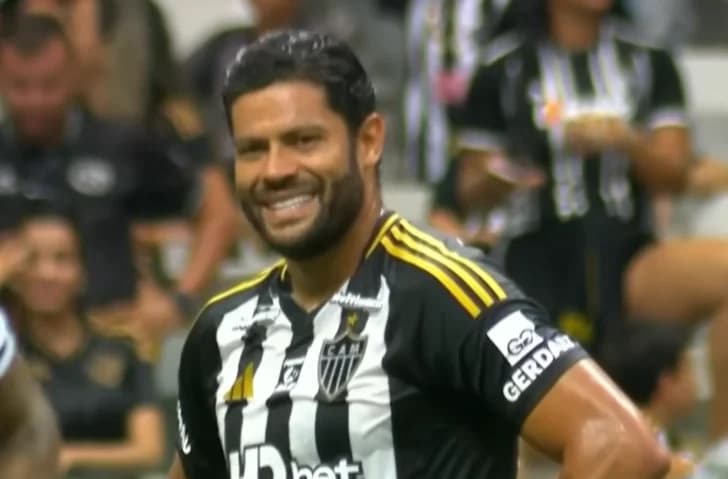 Atletico Mineiro's Incredible Offer to Hulk: Statue and Shares!