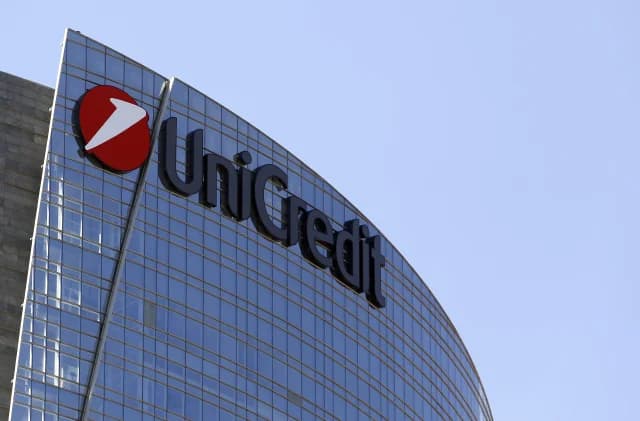 UniCredit Increases Stake in Alpha Bank to 29.8%