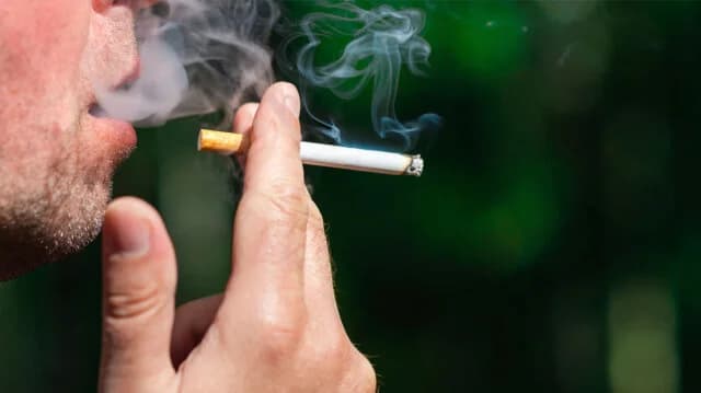 Grecia: La tasa de tabaquismo más alta entre las mujeres en Europa