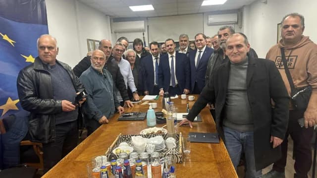 Λαϊκές Αγορές: Αναστολή Κινητοποιήσεων μετά από Δεσμεύσεις Κυβέρνησης