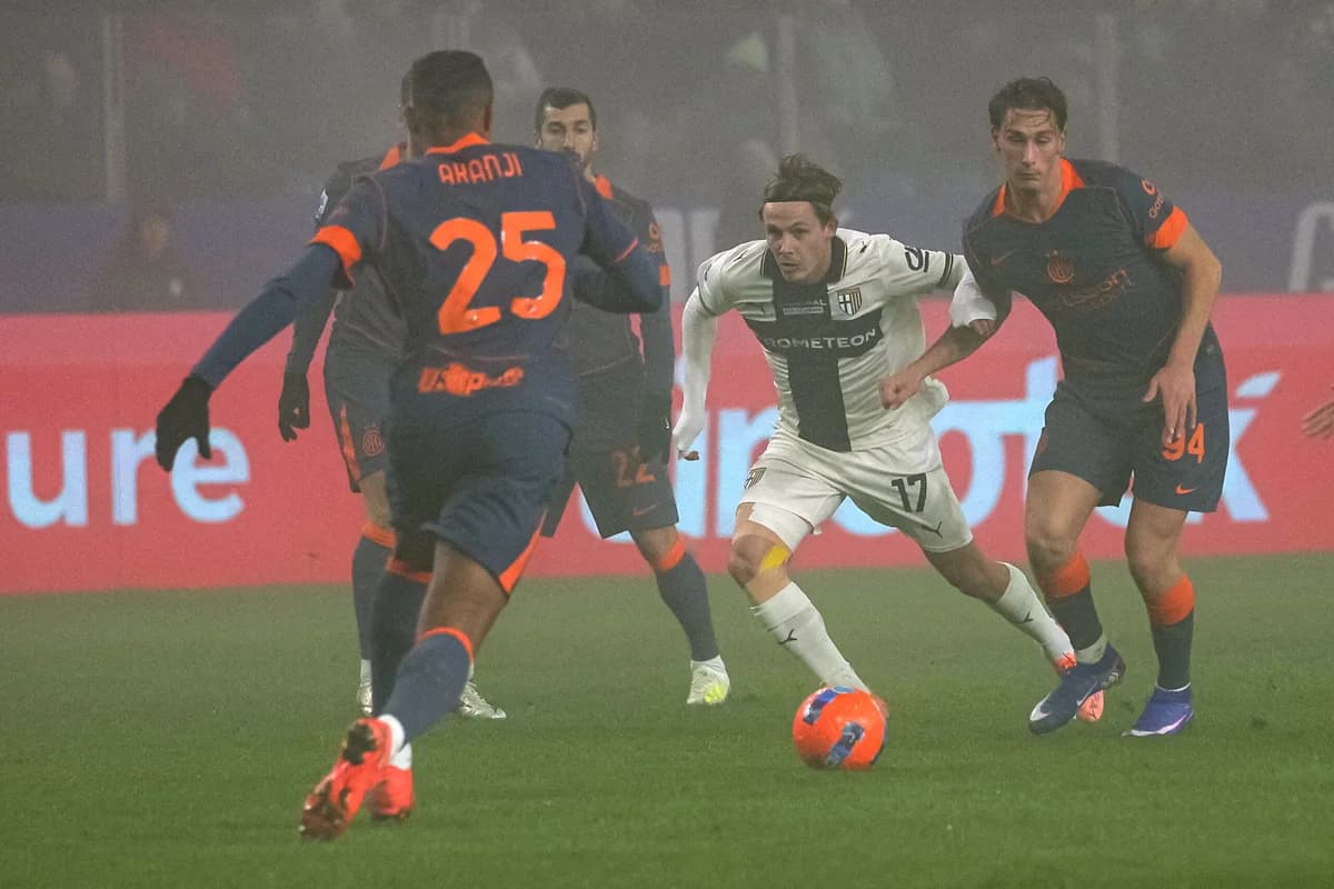 Inter Milan Defeats Parma, Extends Lead