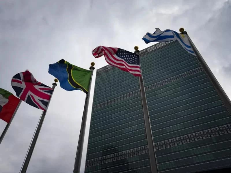 США выходят из климатического договора и научного комитета