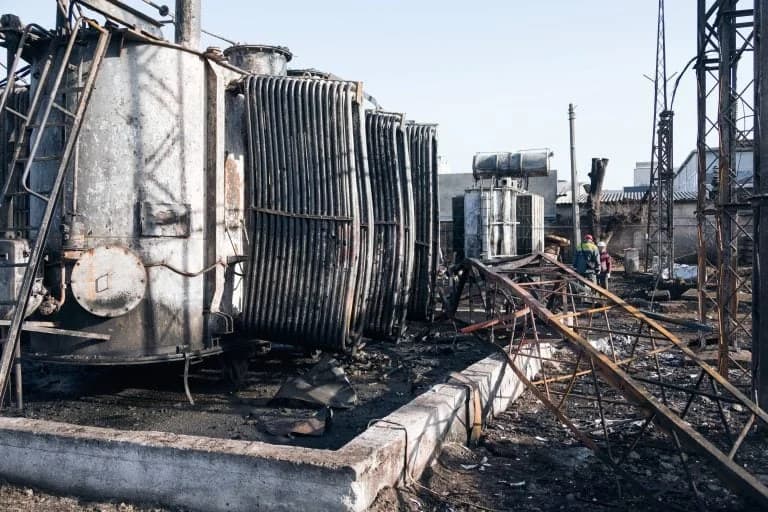 Russian Bombardments Cause Power Outages in Ukraine