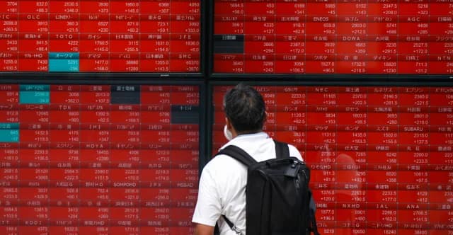 Asian Markets Fall After Reports of US Airstrikes in Iran