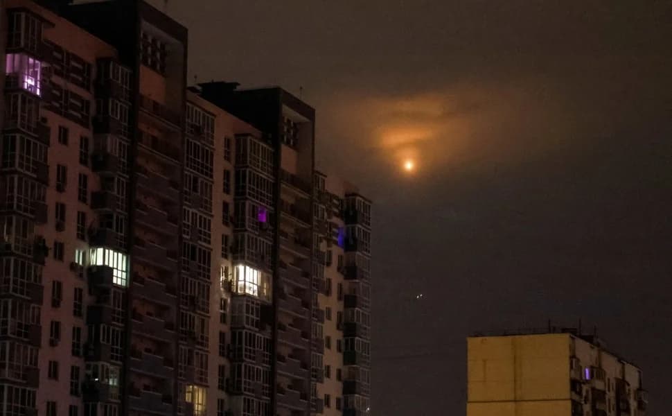 Kiew: Hunderte von Wohnhäusern ohne Strom und Heizung