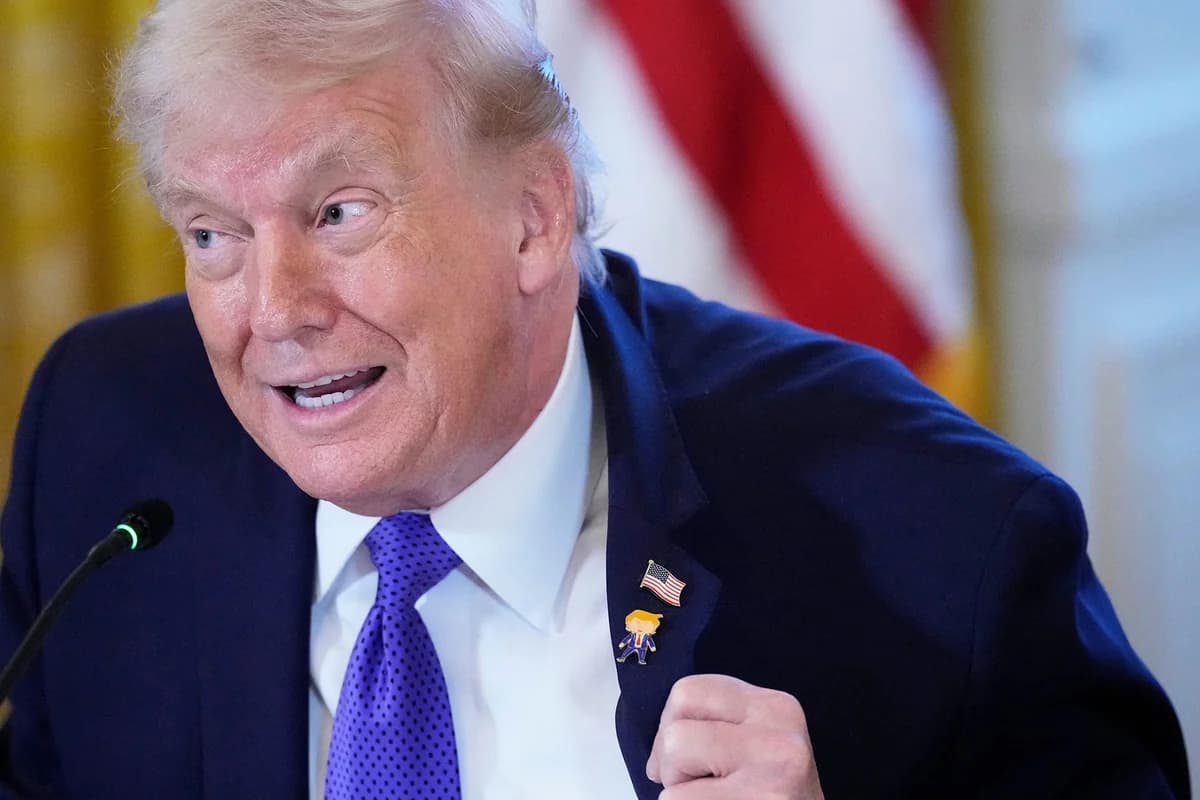 Трамп: Куба должна заключить сделку с США, пока не поздно