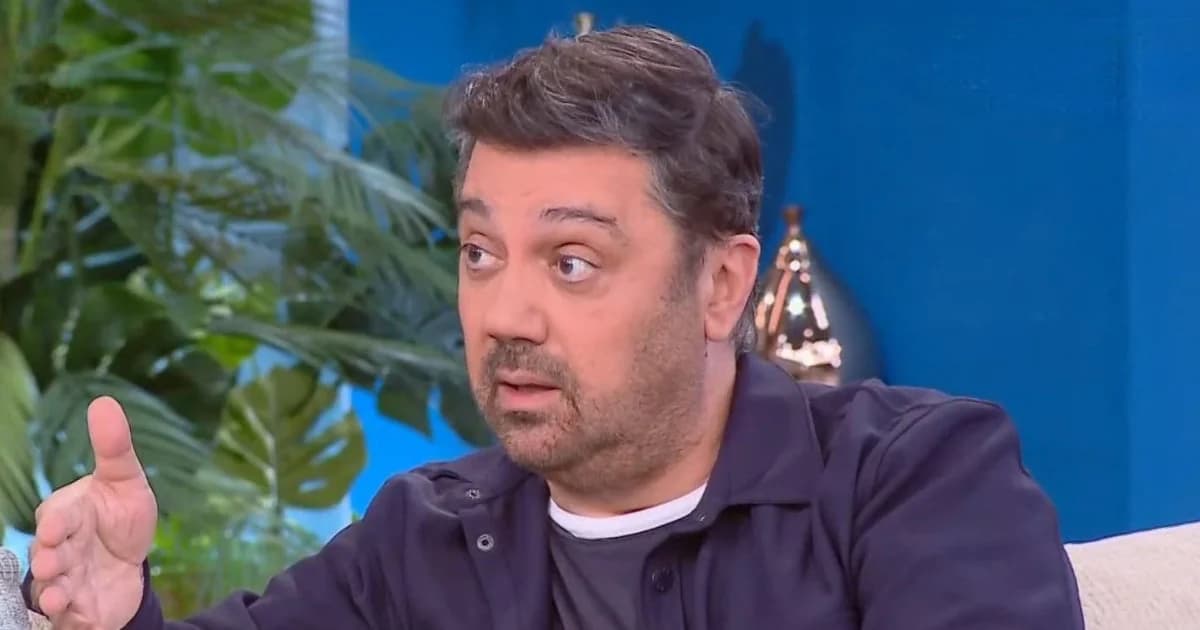 乔治·西奥法努斯： "美国一所大学有两名儿童被杀——幸运的是我的儿子不在场"