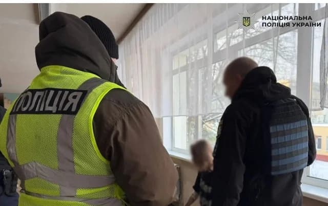 תקיפה בבית ספר בקייב: נער פצע תלמיד ומורה