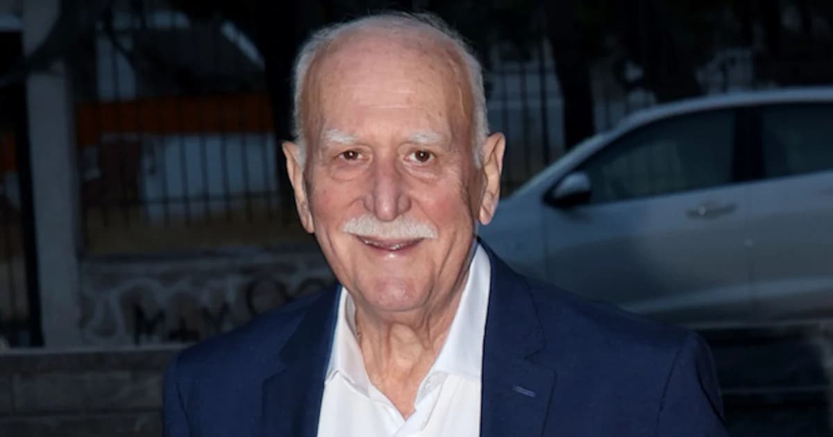 גיורגוס פאפאדאקיס: רופא חושף בעיות בריאות כרוניות