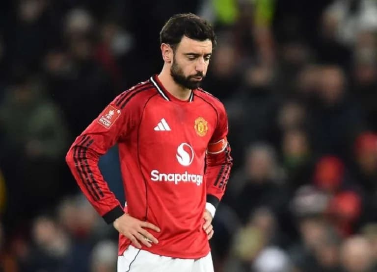 Bruno Fernandes Hacked – Manchester United Issues Warning