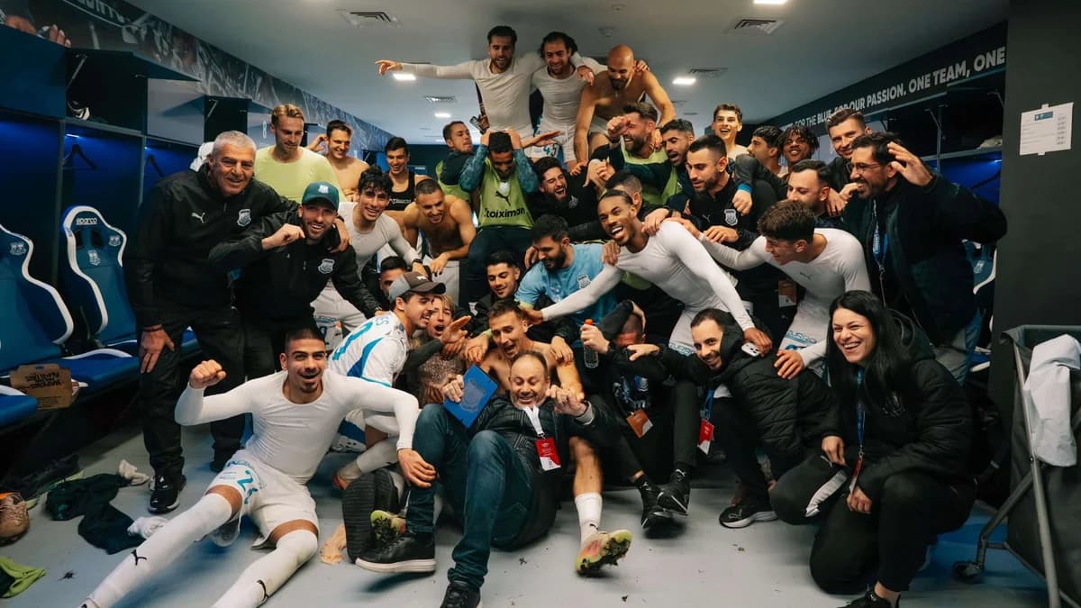 Apollon Celebrates Qualification in Locker Room
