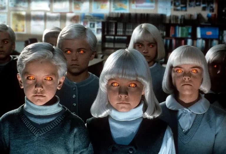 Der kollektive Geist in der Kunst: Von Das Dorf der Verdammten bis Stranger Things