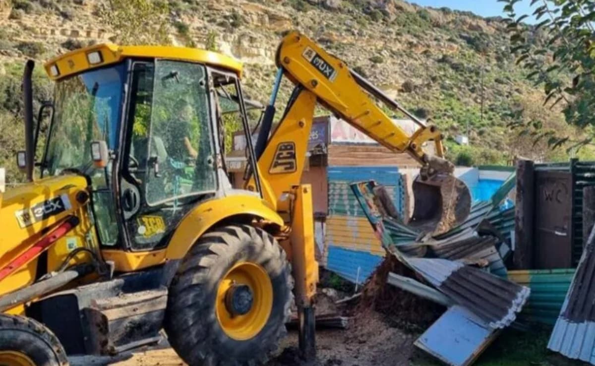 Deficiencies and Delays in Akamas Projects, according to Audit Office