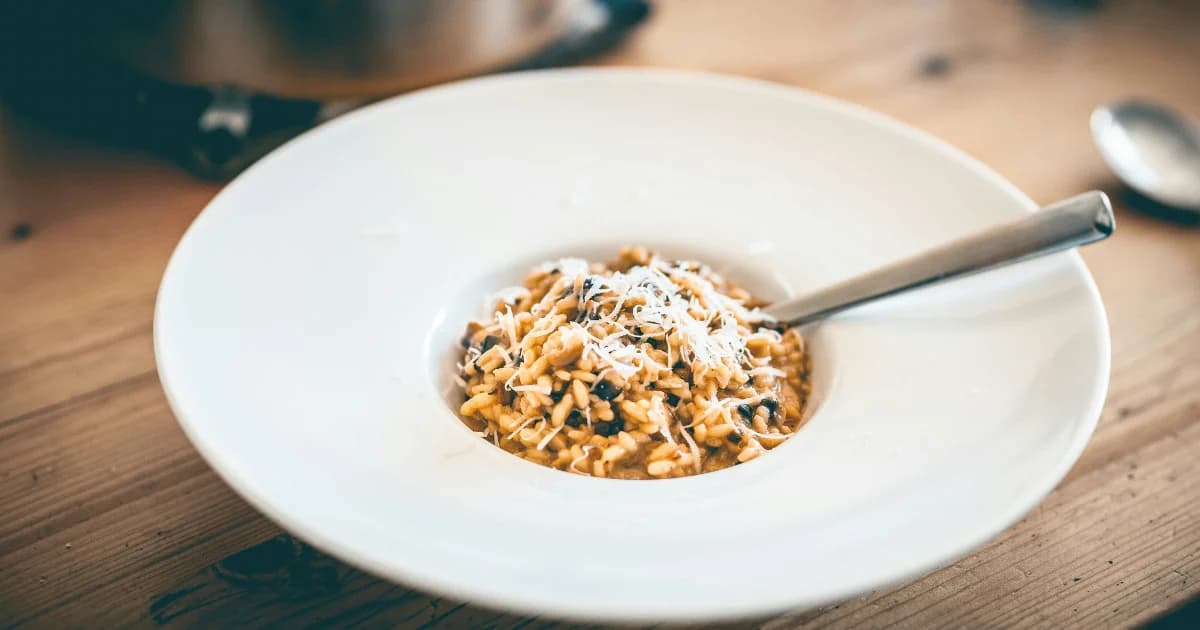 Cremiges Pilzrisotto mit Parmesan und Thymian: Rezept