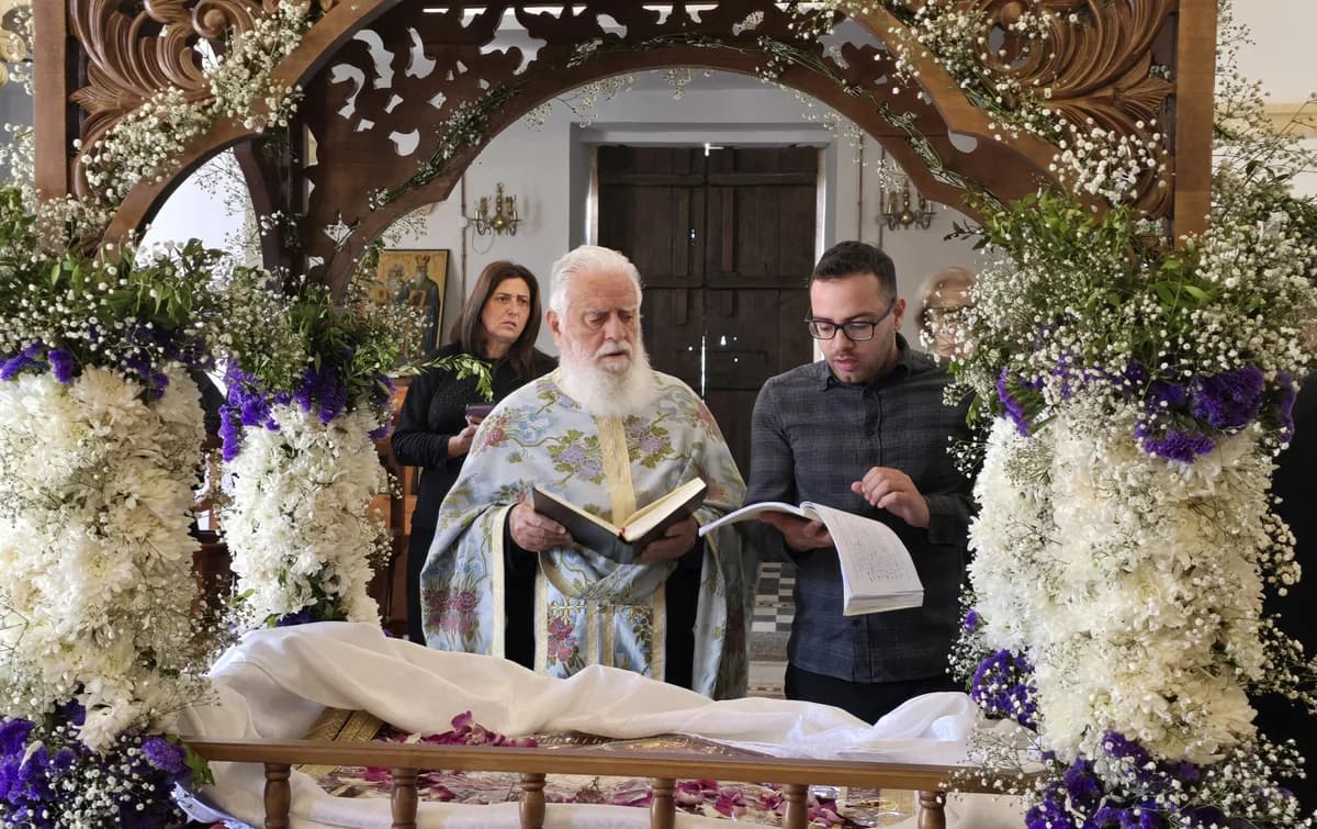 הבעיה הקיפרית: יזמרו המנונים ביום שישי הטוב