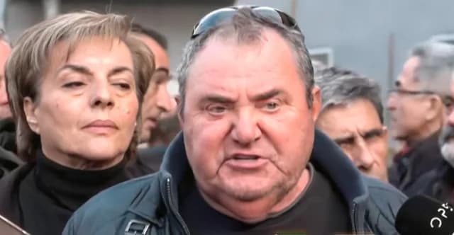 Αγρότες αποδοκιμάζουν τον Ανεστίδη: «Απαράδεκτος, να αυτοεξαιρεθεί»