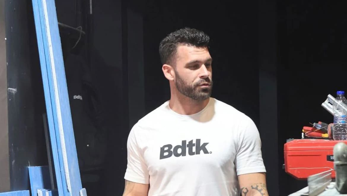 Stathis Schizas: "No encuentro pareja porque busco a mi madre"