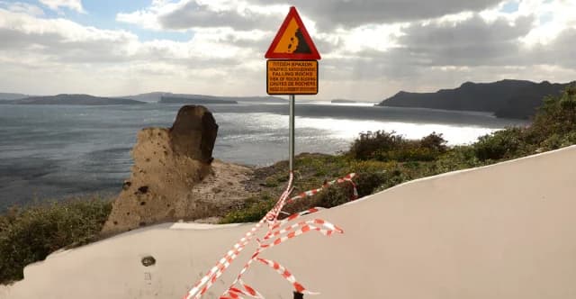 Κολούμπο: Πιθανότητες για τσουνάμι στη Σαντορίνη