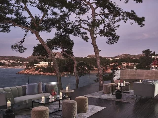 Astir Vouliagmenis: Expansion in neue Aktivitäten